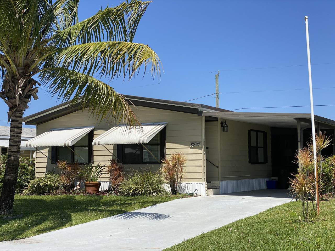 8227 Swan Avenue - Photo 1