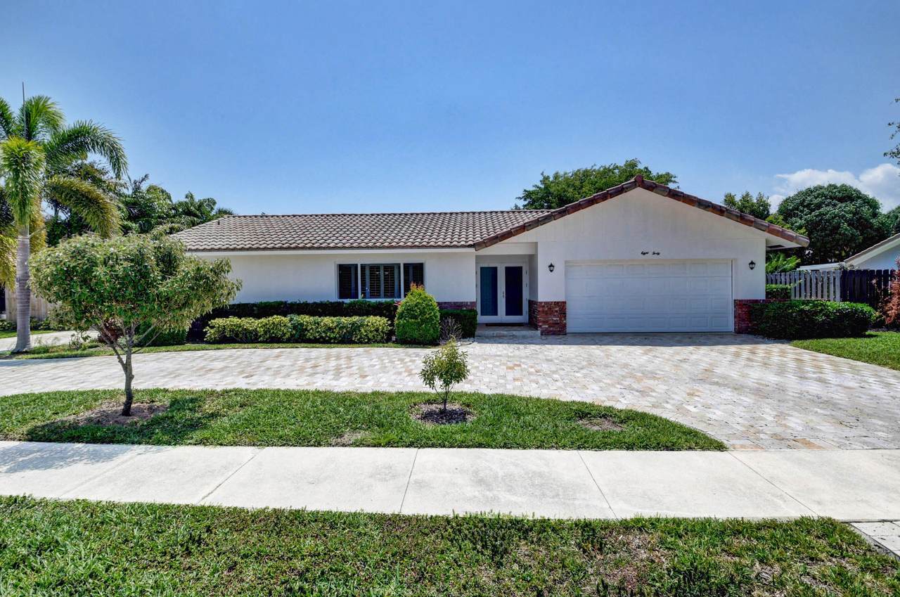 840 14th Drive - Photo 1