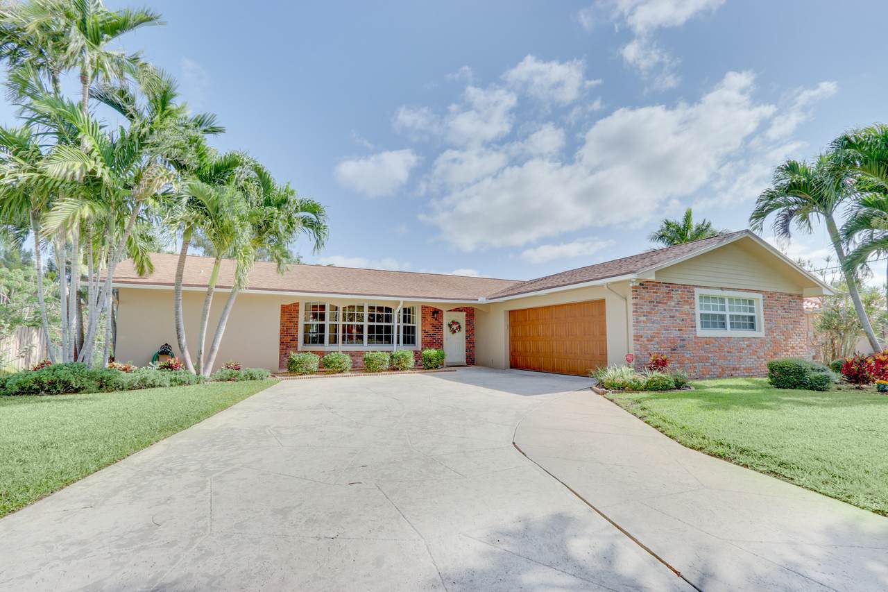 2467 Gertrude Lane - Photo 1