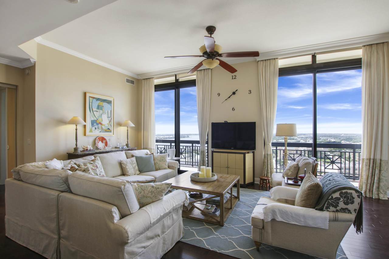 801 Olive Avenue - Photo 1