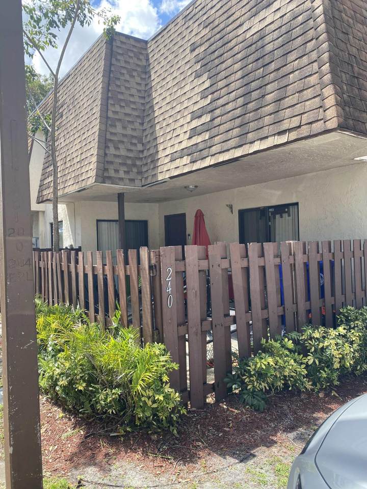 240 San Remo Boulevard - Photo 1