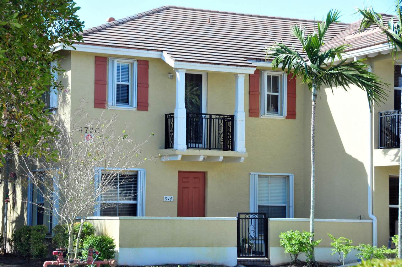 4720 Mimosa Place - Photo 1