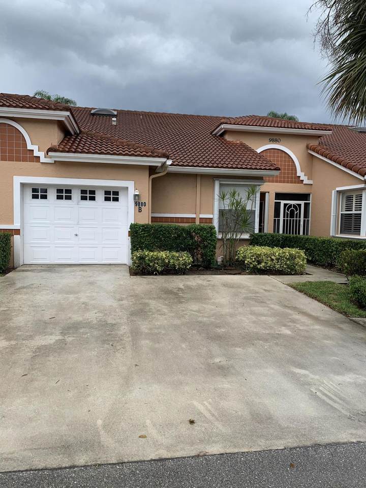 9880 Summerbrook Terrace - Photo 1