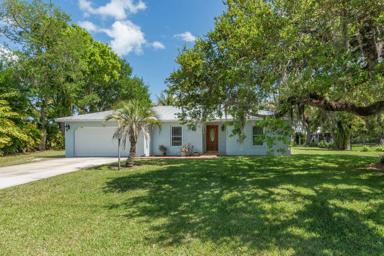 2264 6th Avenue - Photo 1