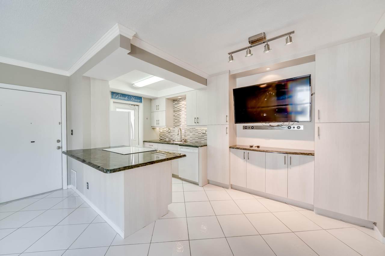 234 Hibiscus Avenue - Photo 1