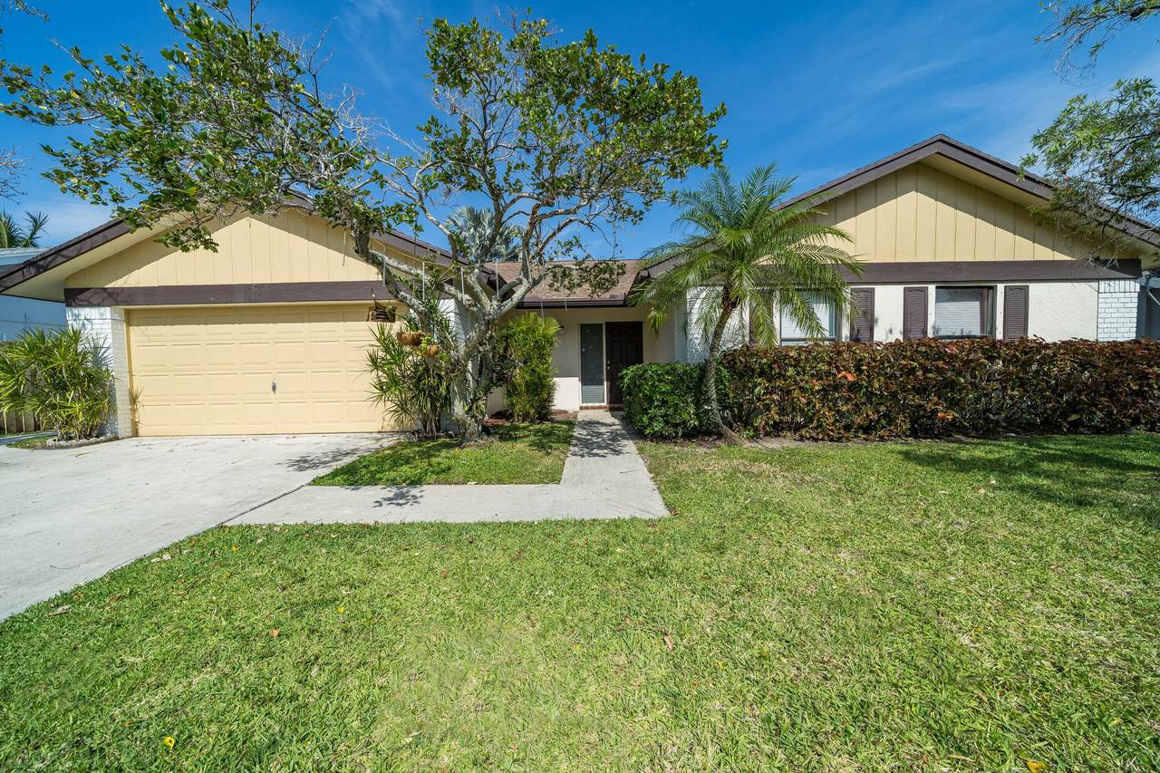 1144 11th Street - Photo 1