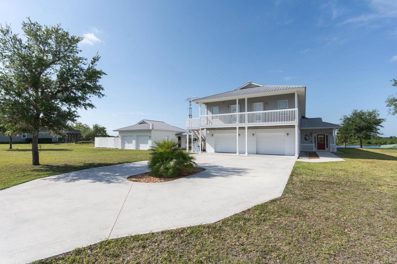 13900 144th Parkway - Photo 1