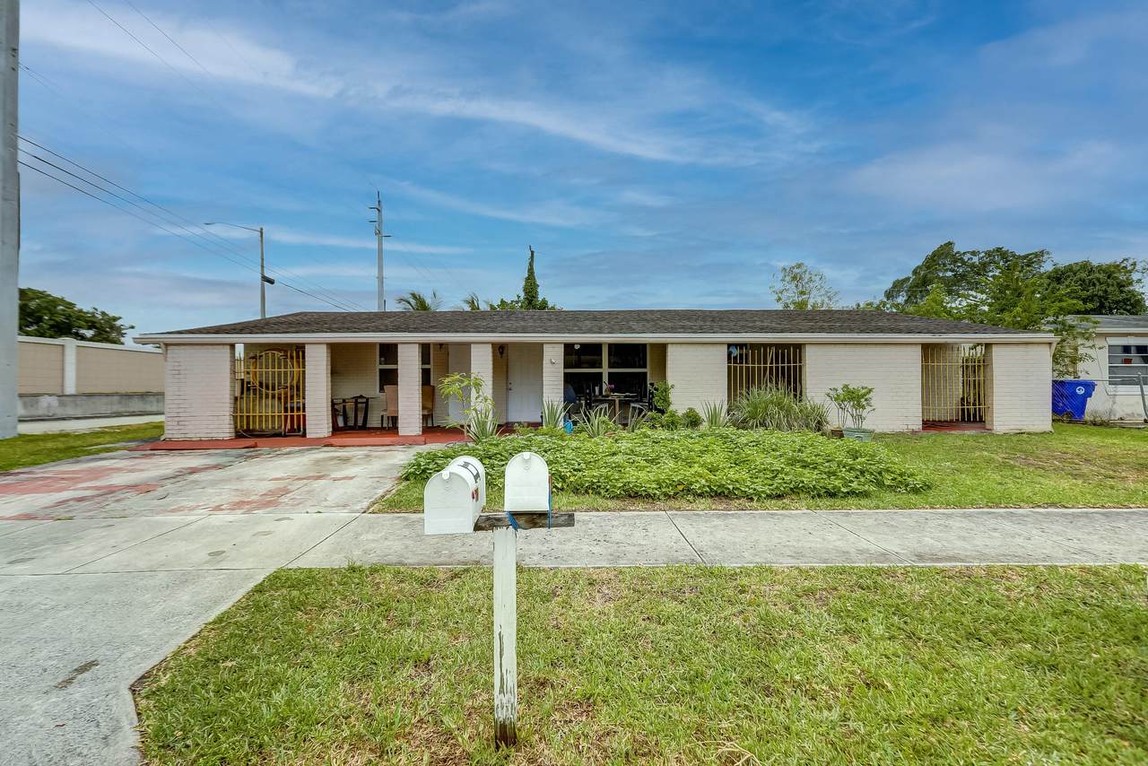 1500 67th Avenue - Photo 1