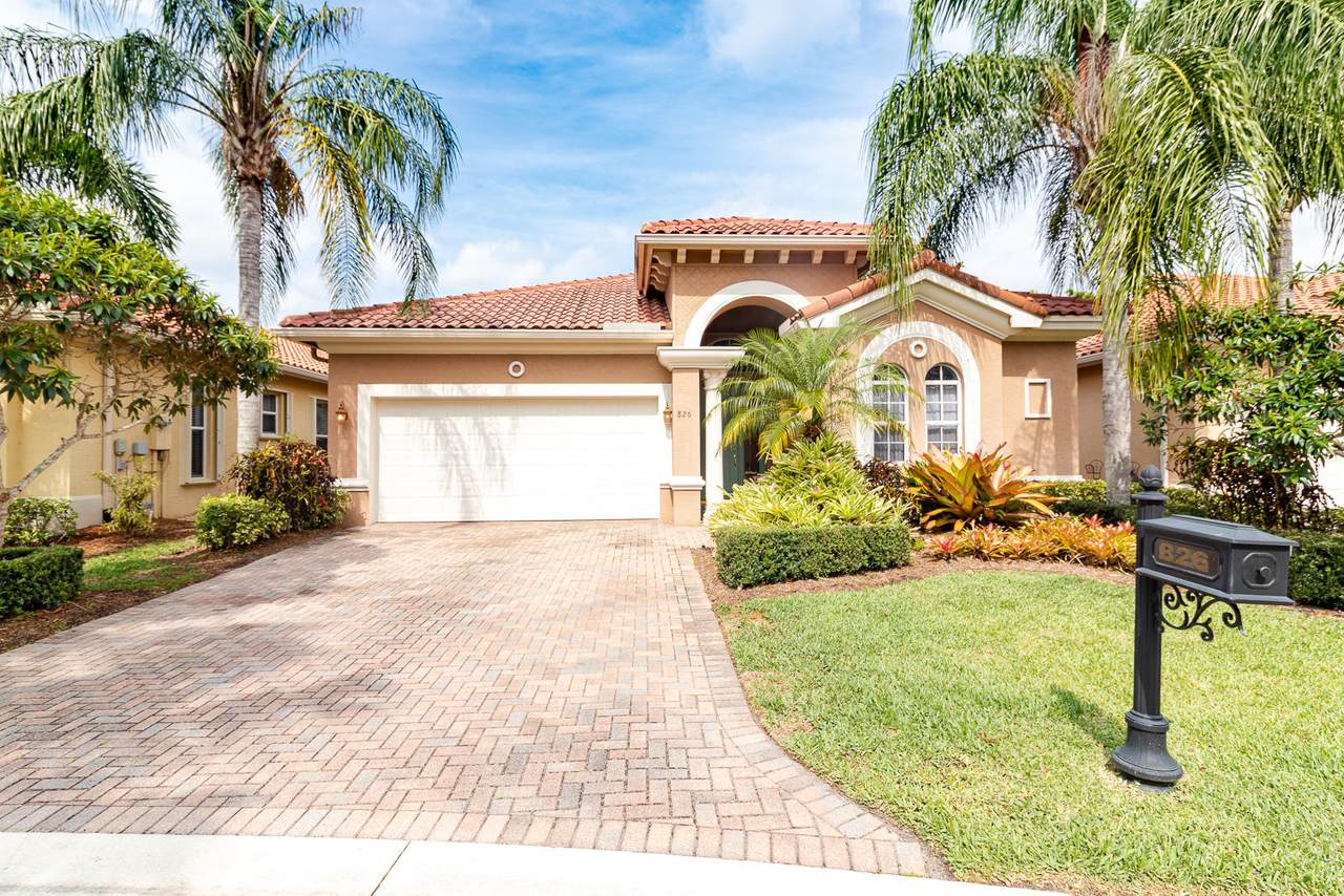 826 Palm Cove Drive - Photo 1