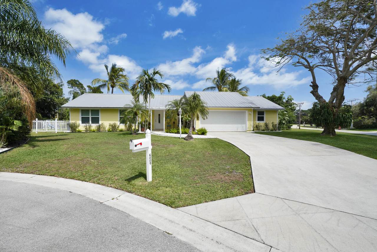 6009 Eagles Nest Drive - Photo 1
