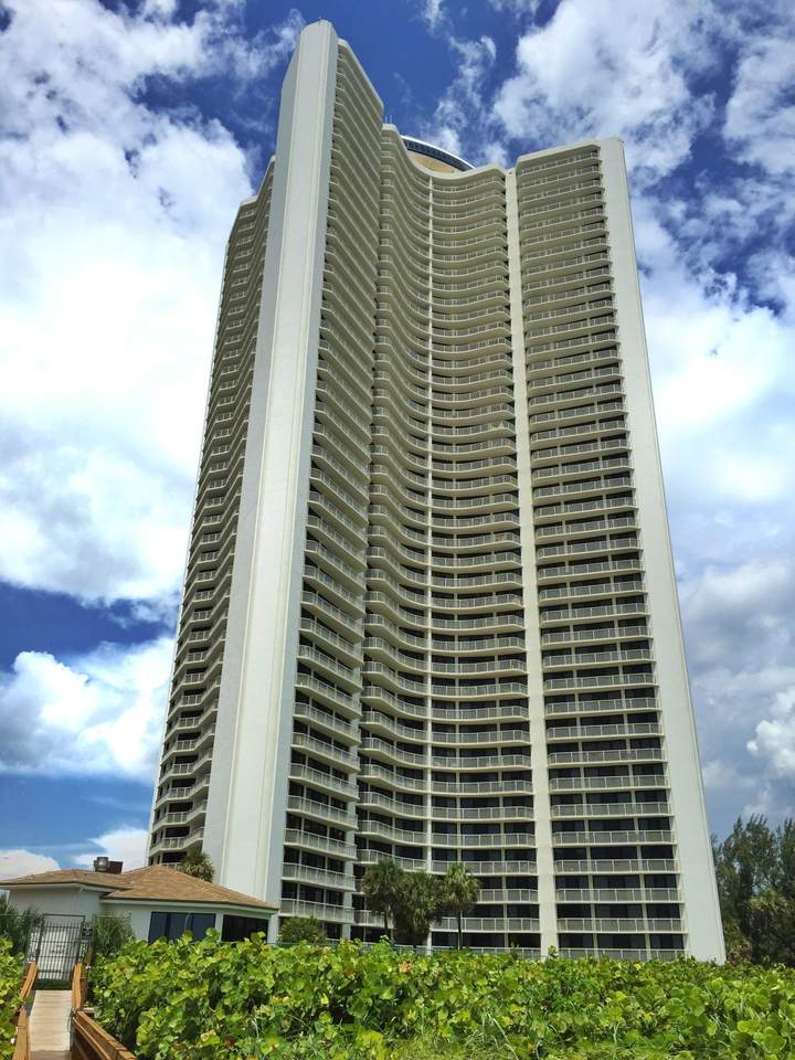 3000 Ocean Drive - Photo 1