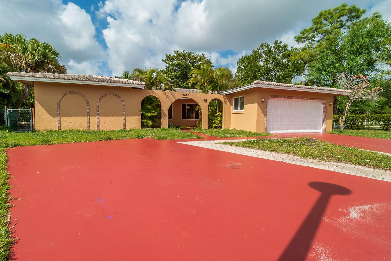 8680 32nd Street - Photo 1