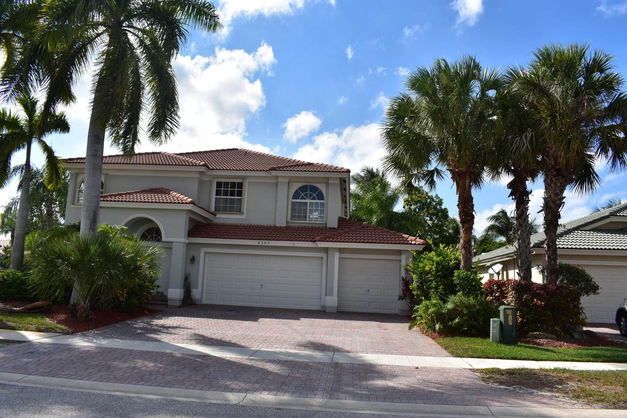 4197 Bahia Isle Circle - Photo 1