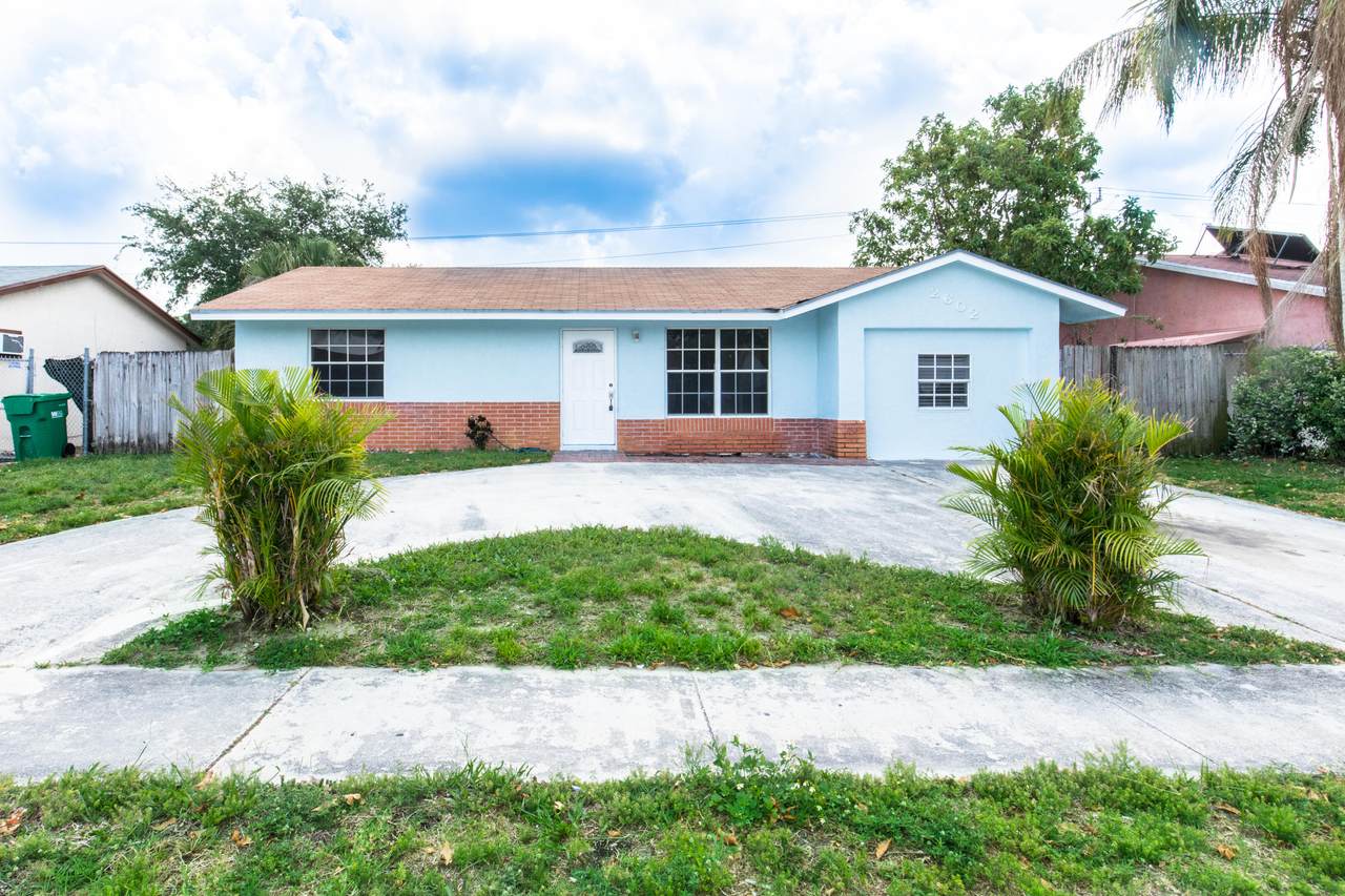 2602 28th Street - Photo 1