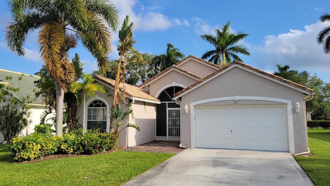 1651 Oak Berry Circle - Photo 1