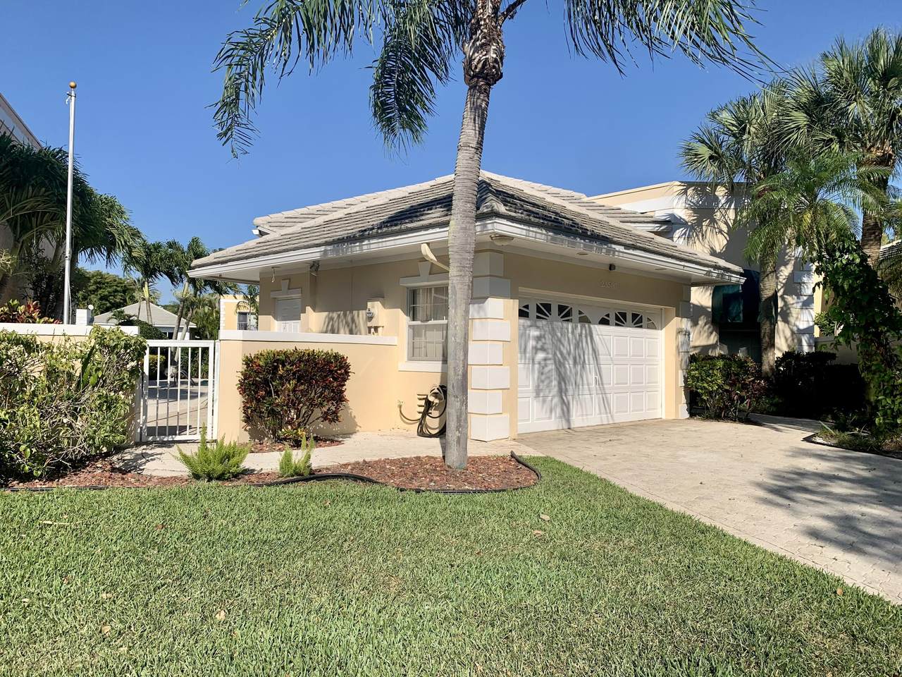 23500 Butterfly Palm Court - Photo 1