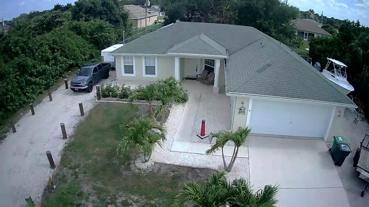 1070 Coleman Avenue - Photo 1