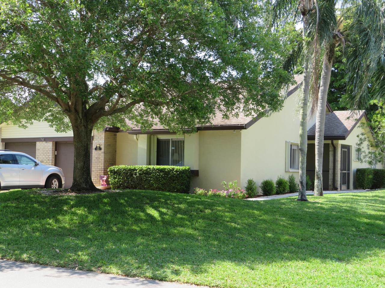 116 Village Walk Drive - Photo 1