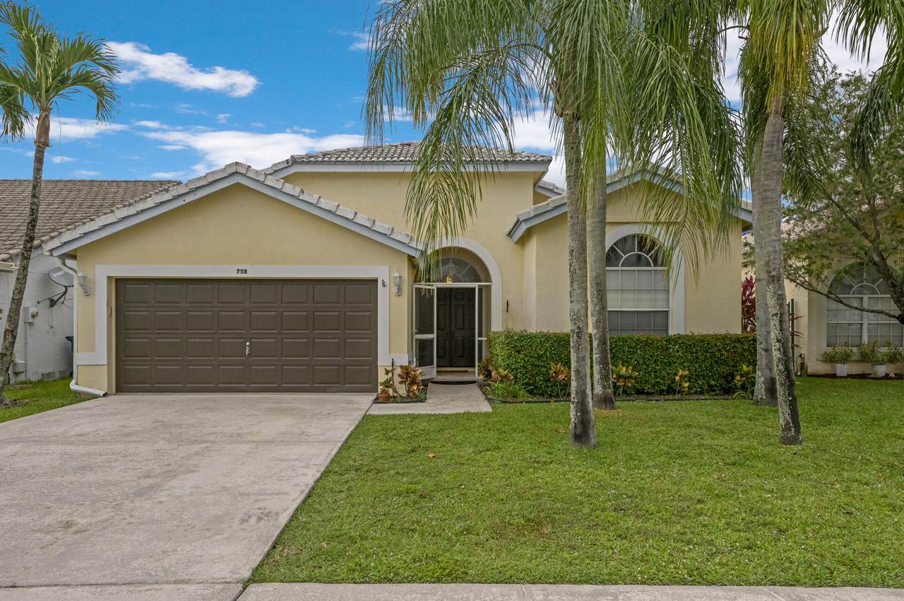758 Lake Wellington Drive - Photo 1