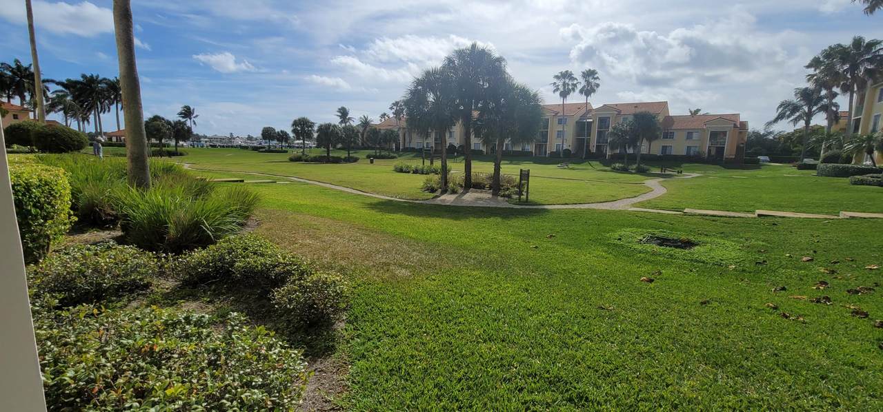 145 Yacht Club Way - Photo 1