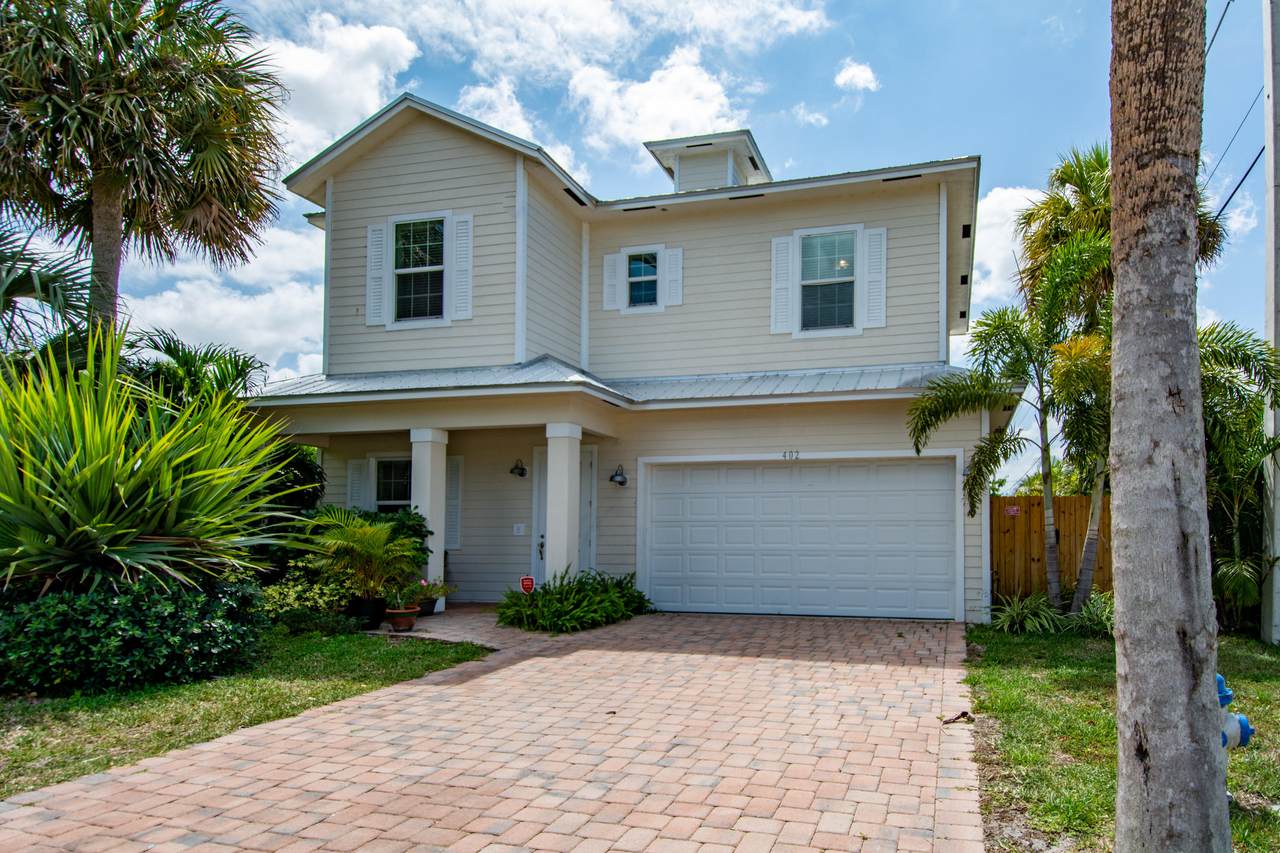 402 Hibiscus Avenue - Photo 1