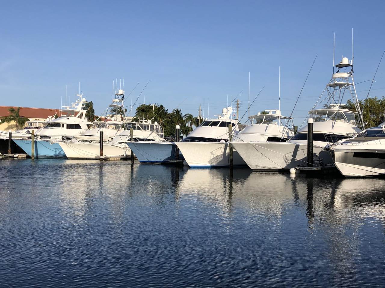 118 Yacht Club Drive - Photo 1
