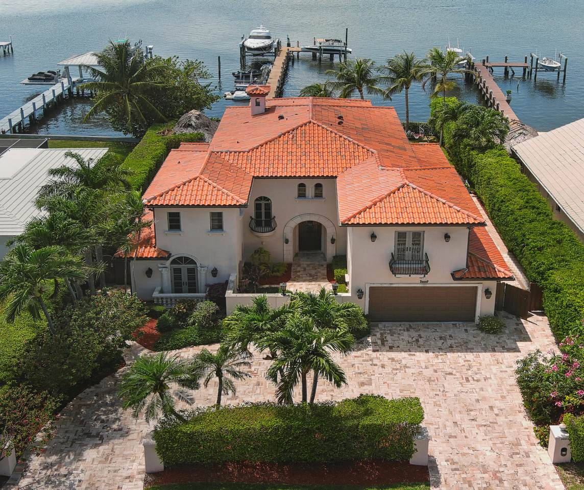 1007 Atlantic Drive - Photo 1