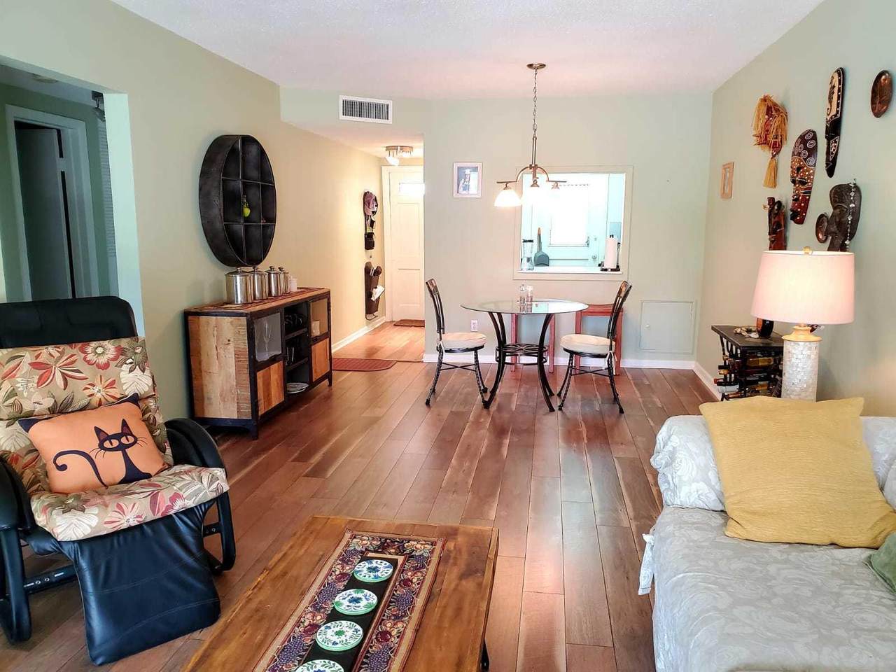 300 20th Street - Photo 1