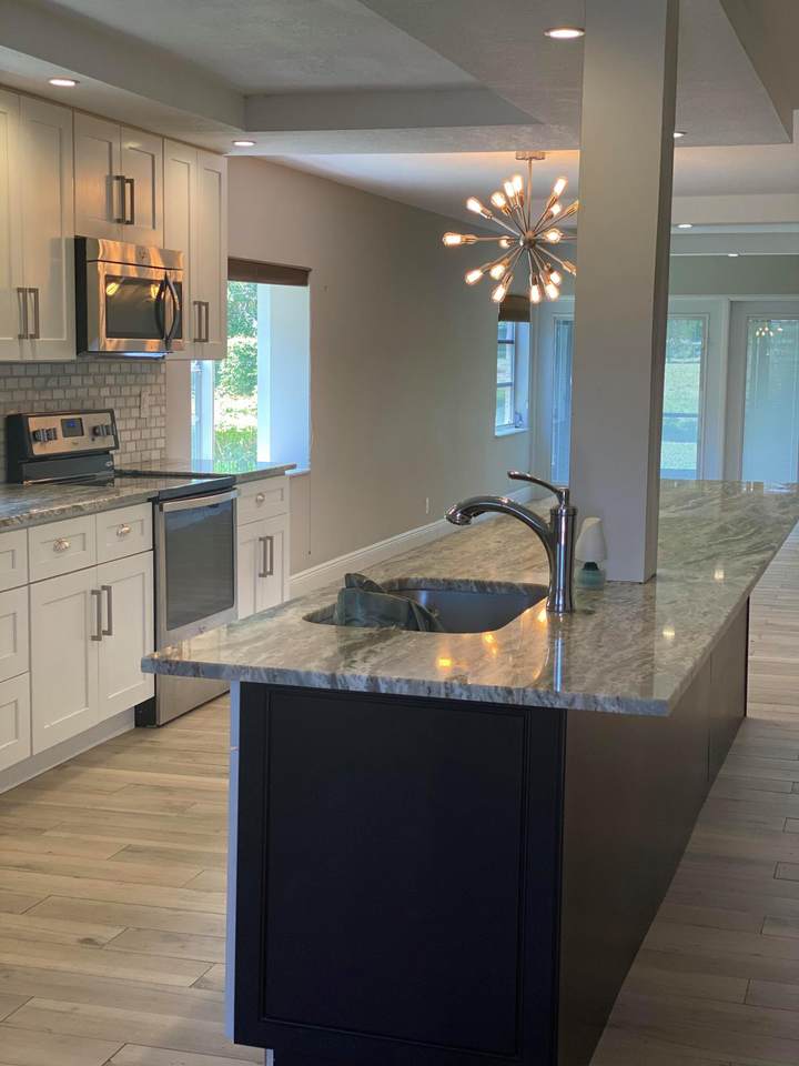 13921 Royal Palm Court - Photo 1