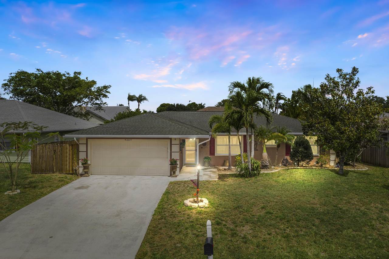 885 Vanda Terrado - Photo 1