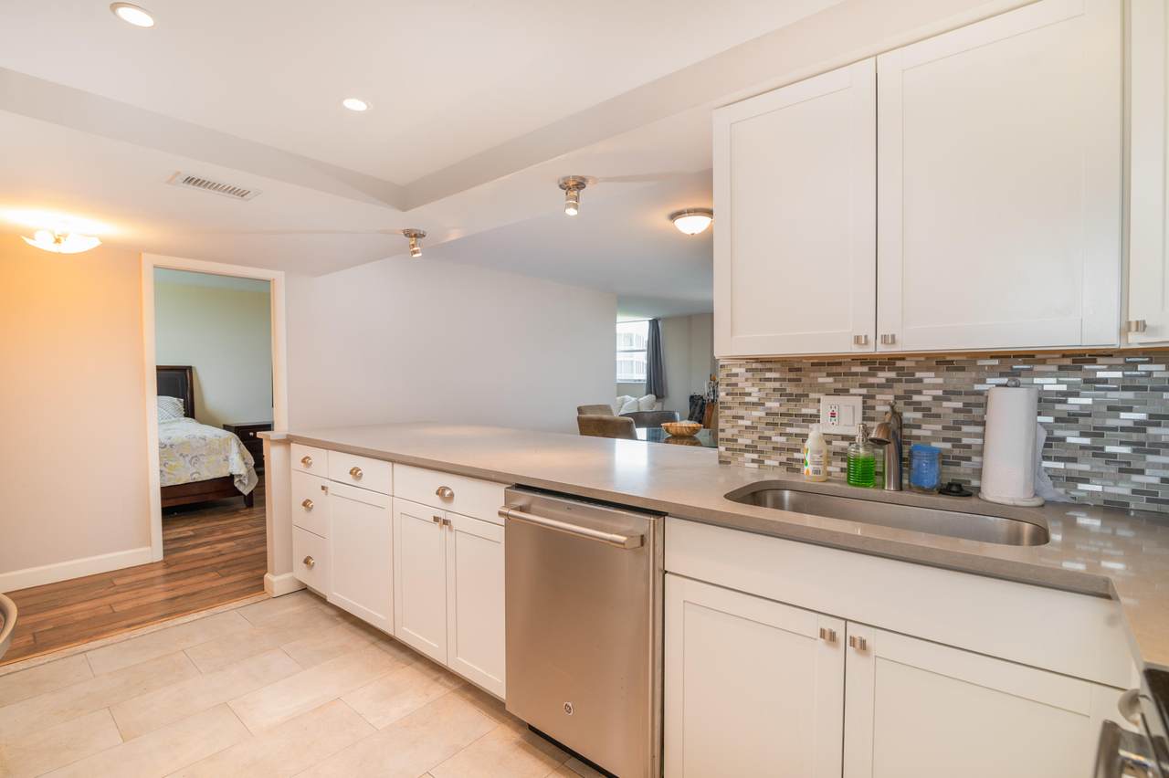 6699 2nd Avenue - Photo 1