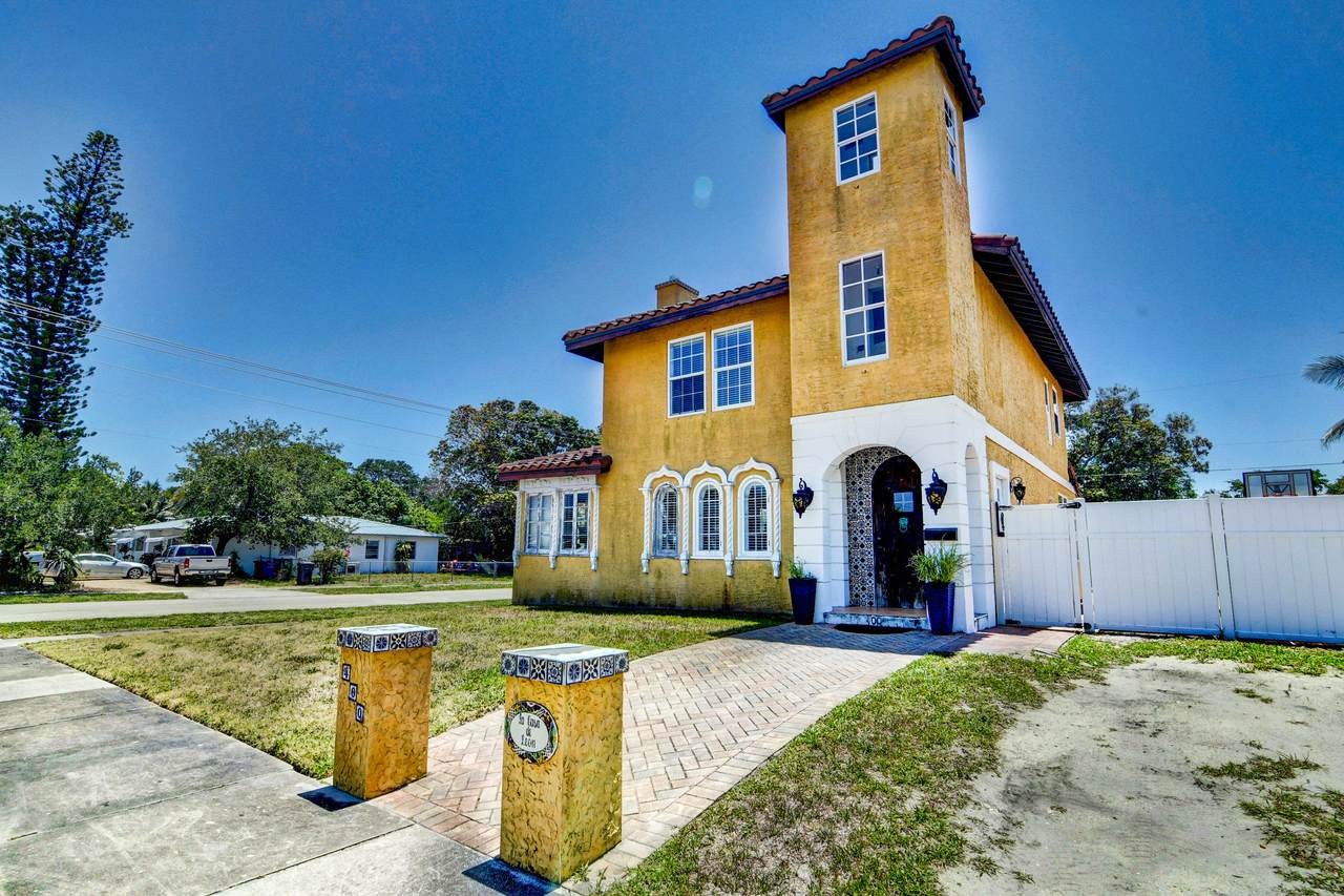 400 Greenbriar Drive - Photo 1