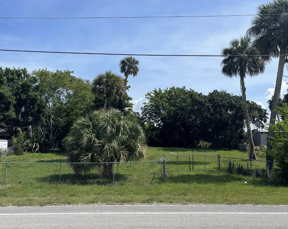 4339 Us-441 - Photo 1