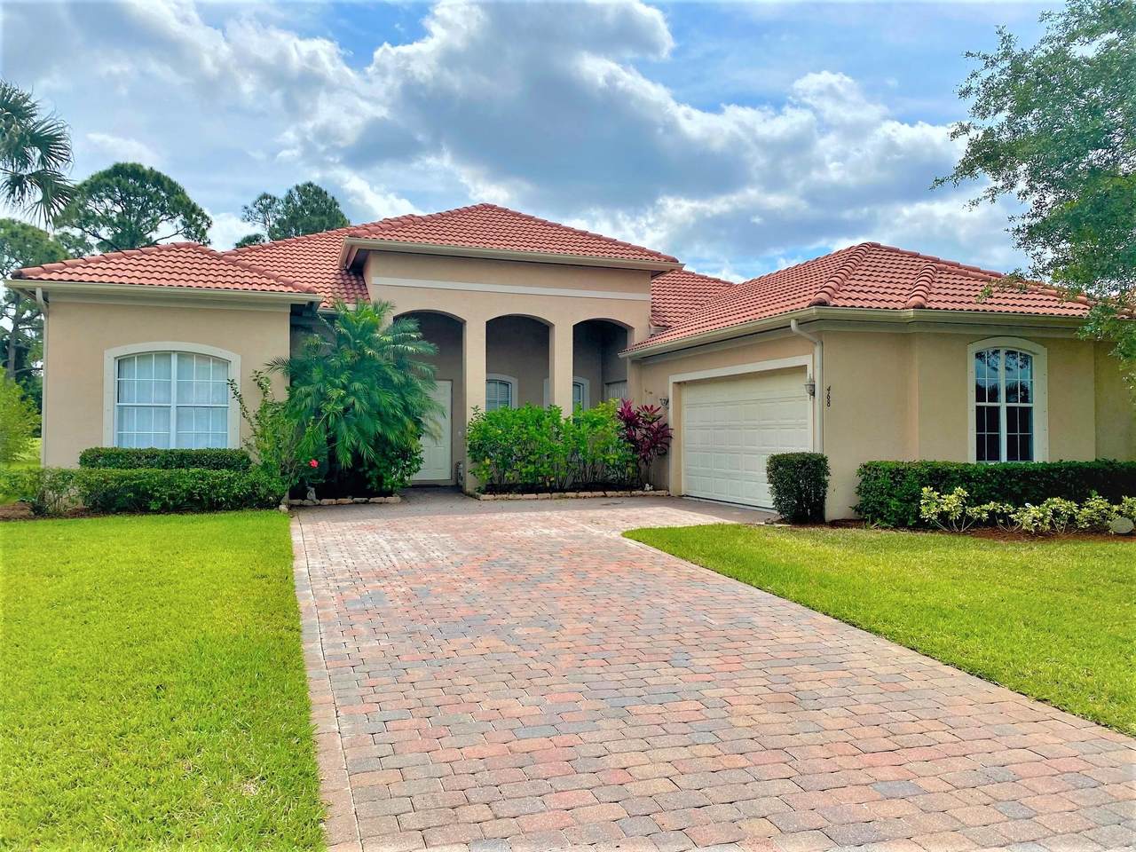 468 Dover Court - Photo 1