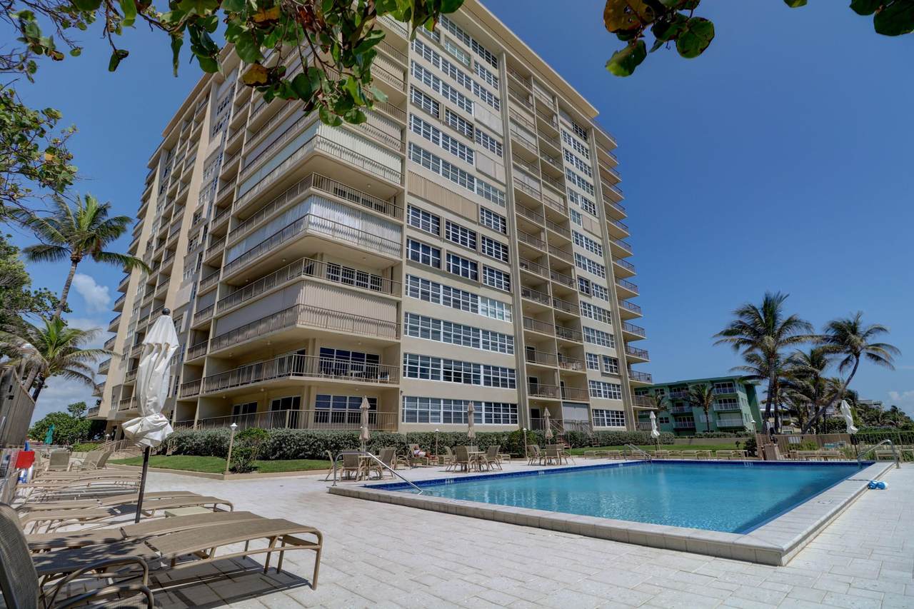1021 Hillsboro Mile - Photo 1