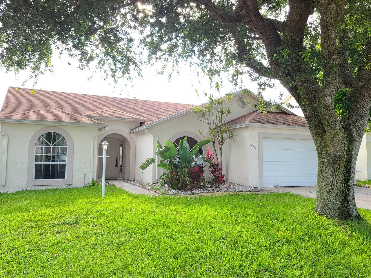 12908 Meadowbend Drive - Photo 1