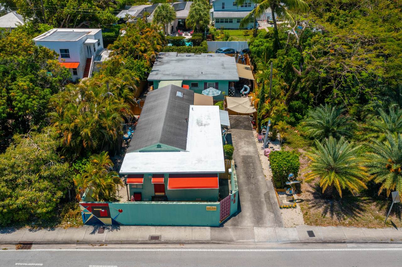 515 4th Avenue - Photo 1