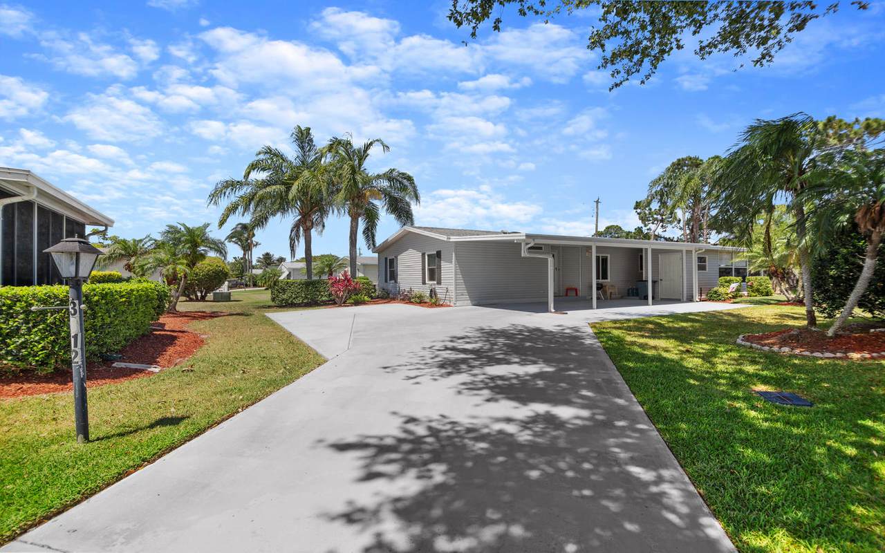 3812 Crabapple Drive - Photo 1