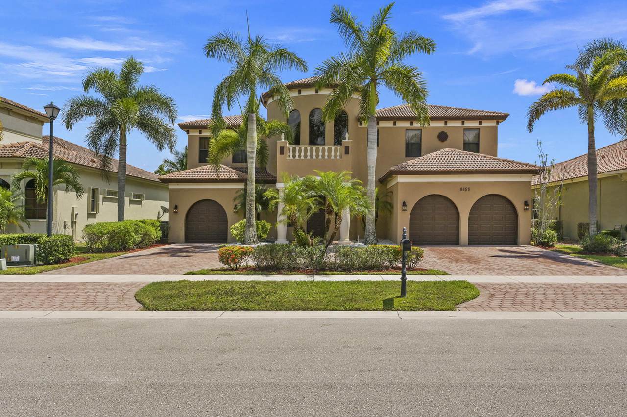 8858 Club Estates Way - Photo 1