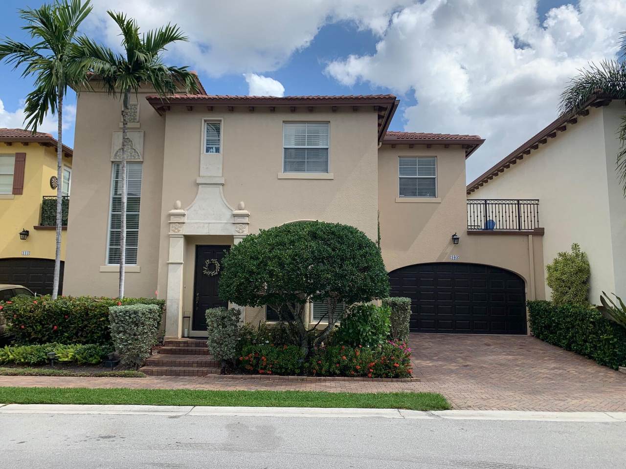 103 Via Poinciana Street - Photo 1