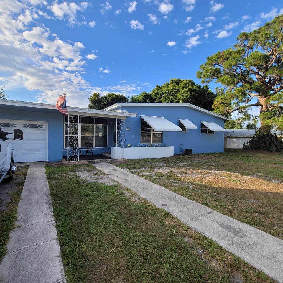 225 Prima Vista Boulevard - Photo 1