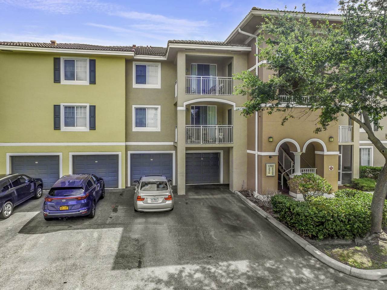 6466 Emerald Dunes Drive - Photo 1