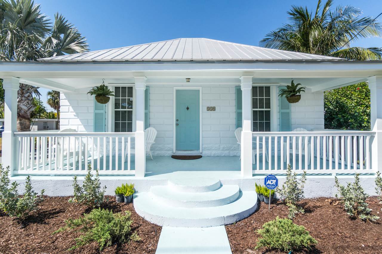 310 4th Avenue - Photo 1