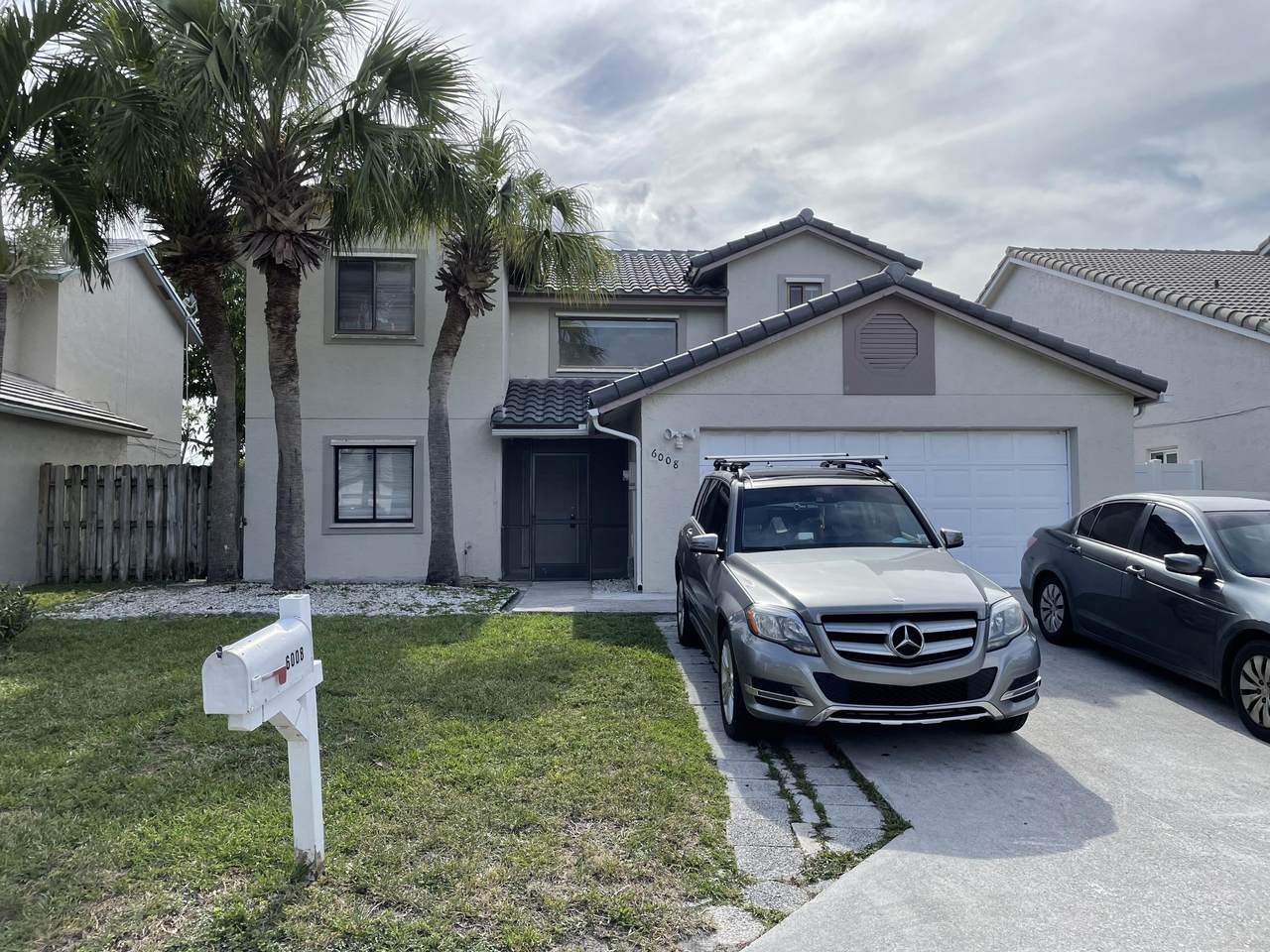 6008 Strawberry Fields Way - Photo 1