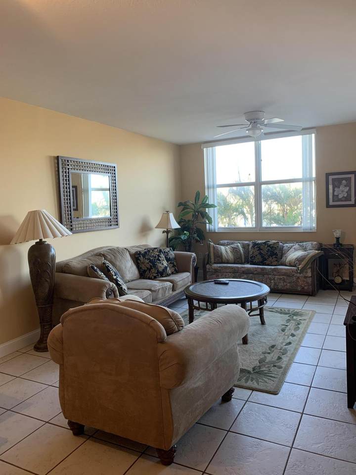 806 Windward Way - Photo 1