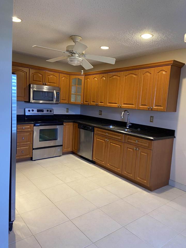 1541 18th Avenue - Photo 1