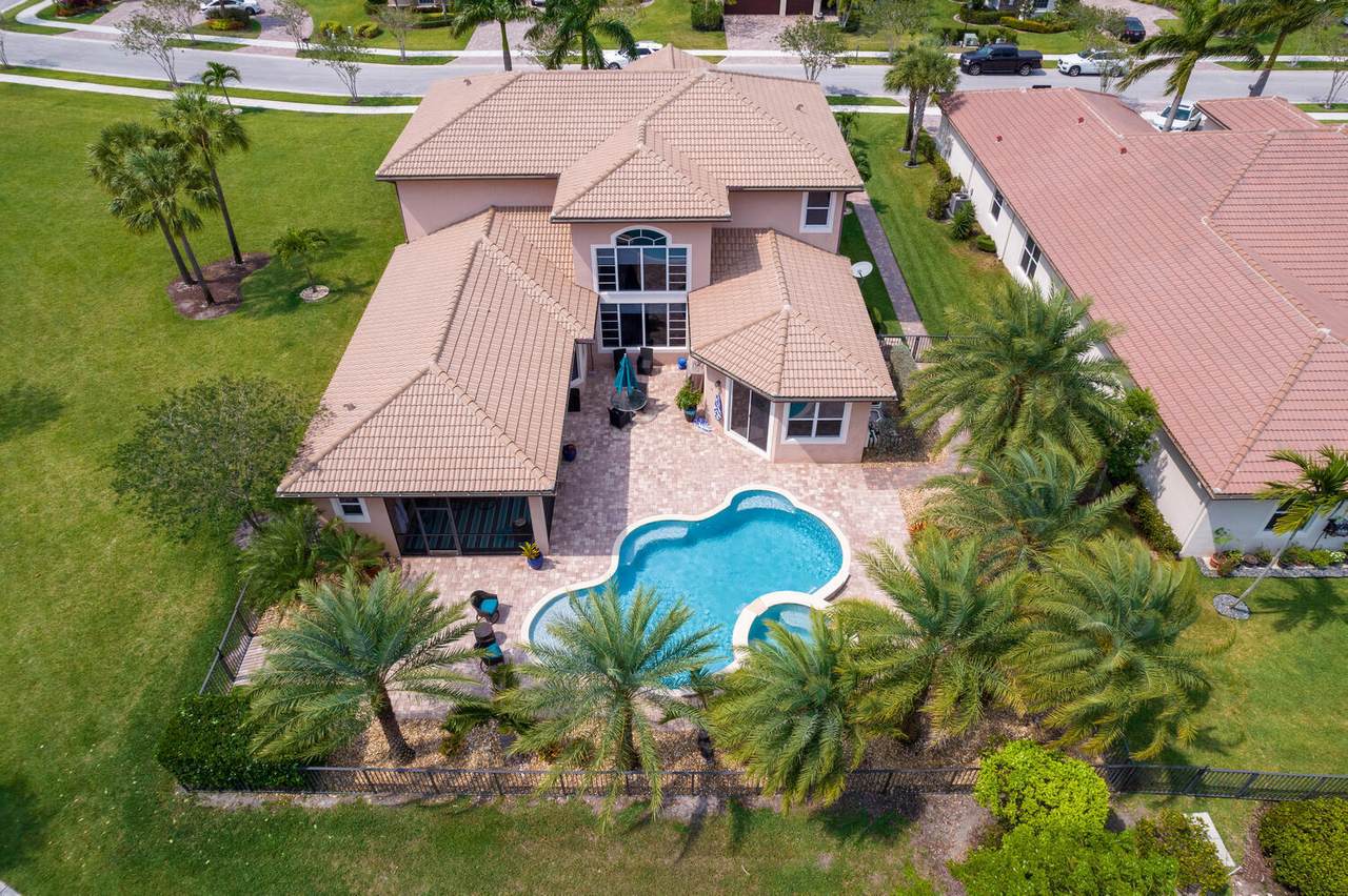 174 Citadel Circle - Photo 1