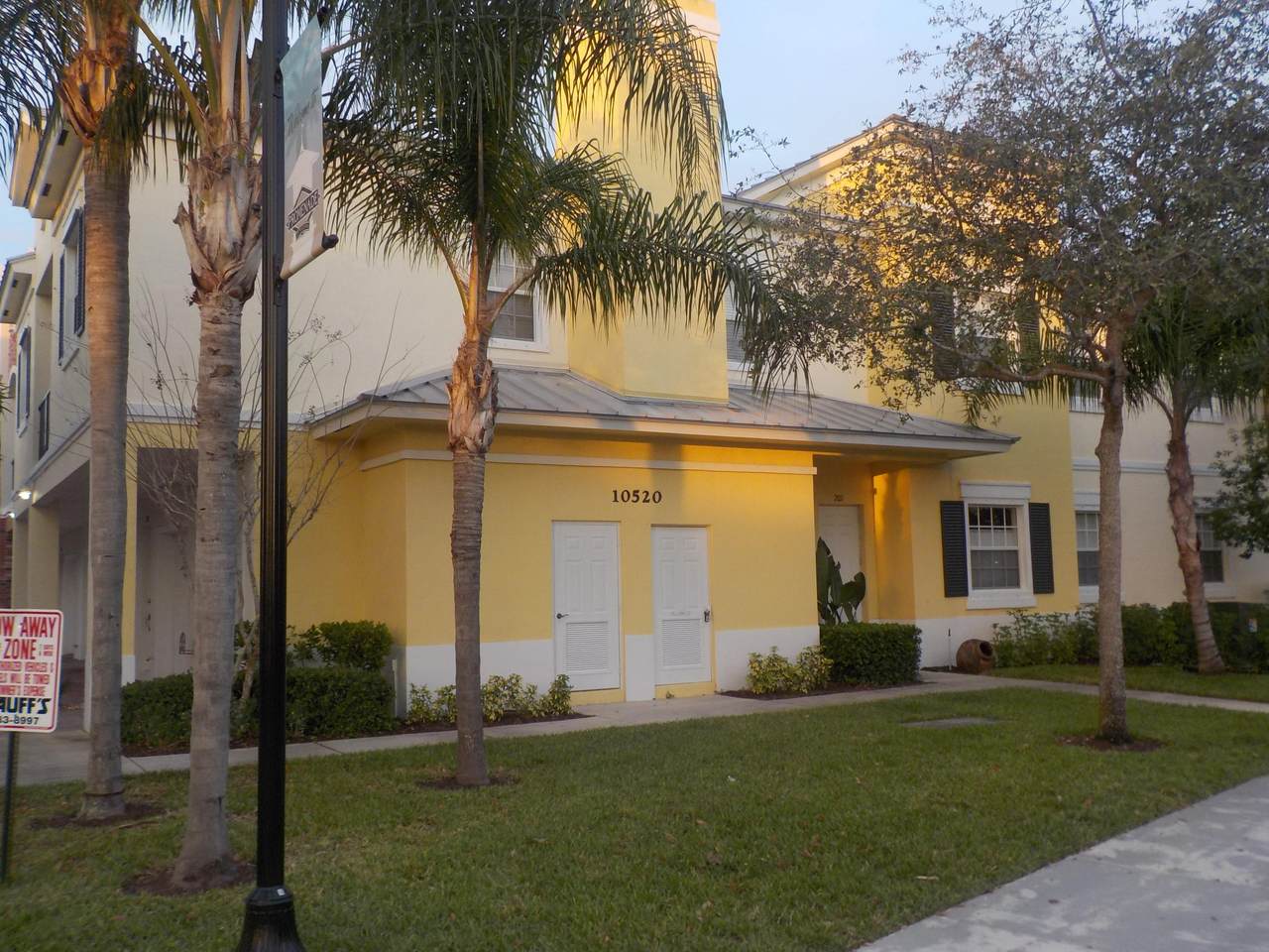 10520 Stephanie Way - Photo 1