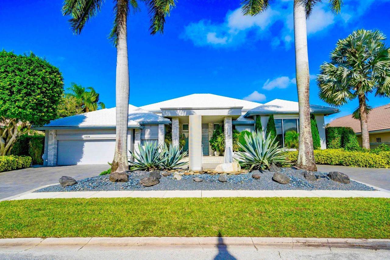 4539 Bocaire Boulevard - Photo 1