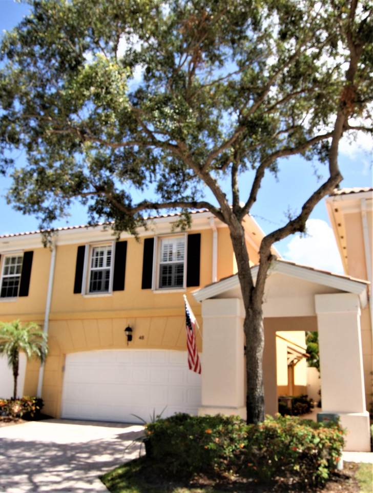 48 Laurel Oaks Circle - Photo 1